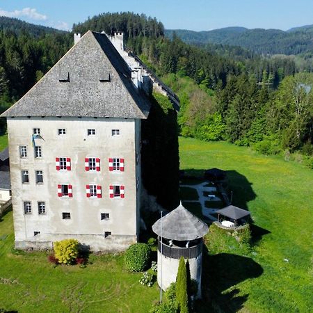 Schloss Moosburg Gaestehaus Exterior foto